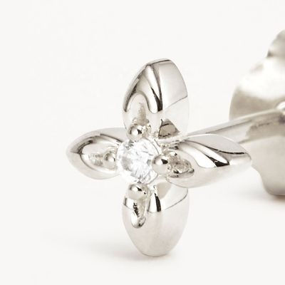 گوشوارههای میخی نقره استرلینگ 925 با طرح گل، اندازه کوچک برای استفاده روزمره