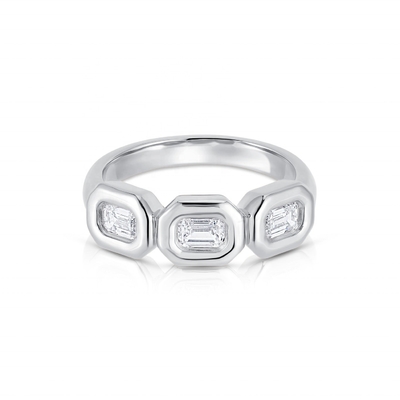 حلقه زرمرد سه گانه نقره ای دست ساز با سنگ زرکون AAA و 14K Gold Bezel