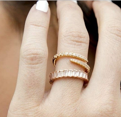 14K زره پوشانده زيرکونيايي مکعب باز و خم شده بادي بند حلقه ECO دوستانه