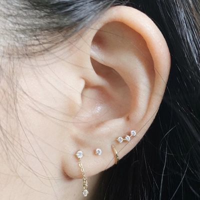 OEM گوشواره های Constella Stud 925 18k گوشواره های طلایی سفید