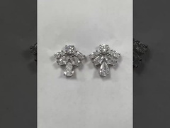 گوشواره میخی