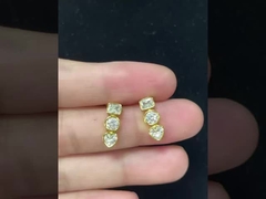 لوکس سبک وزن: طرح های مس و نقره ای راحت.